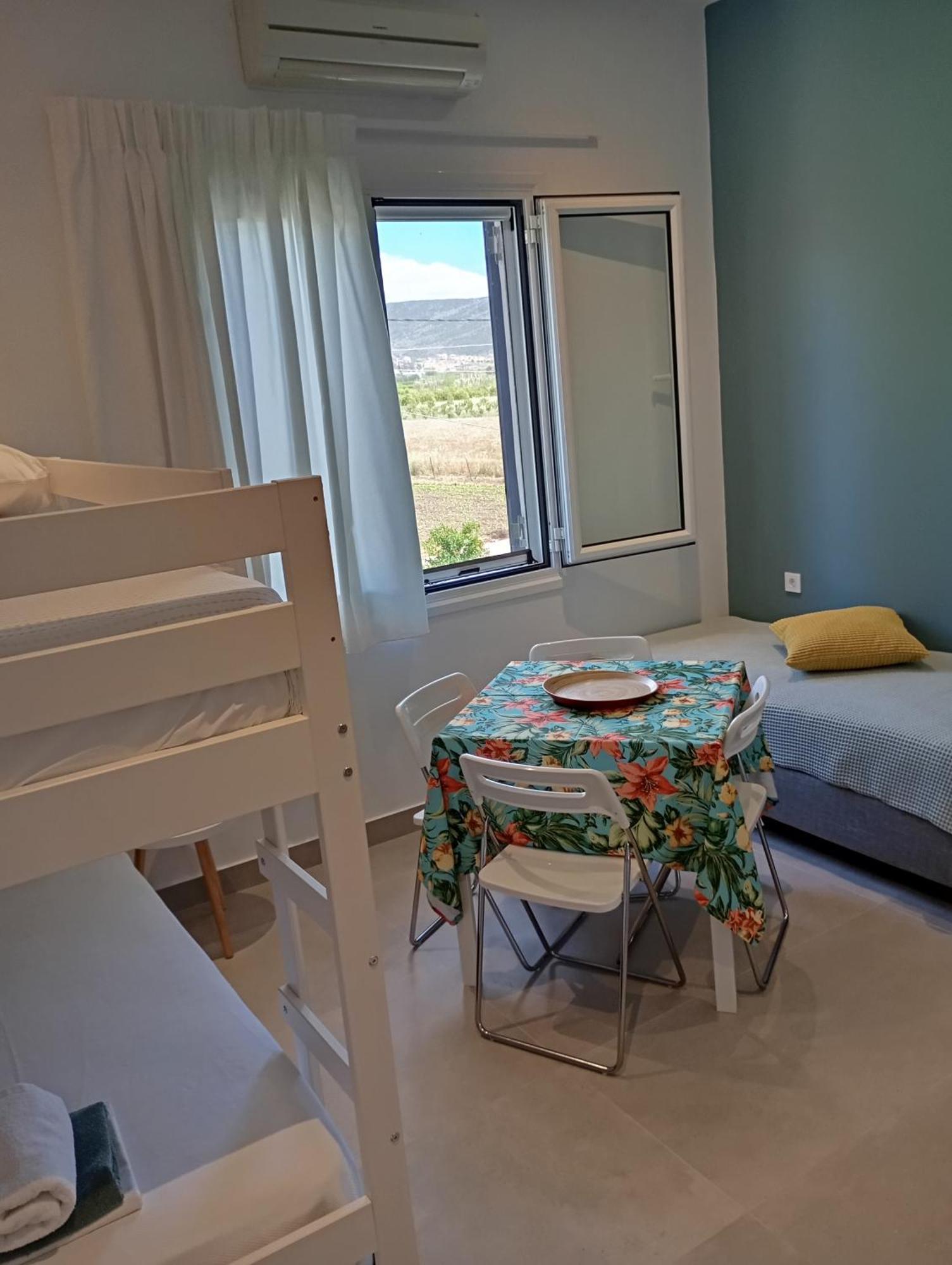 Anastasias Apartments Ірія Екстер'єр фото