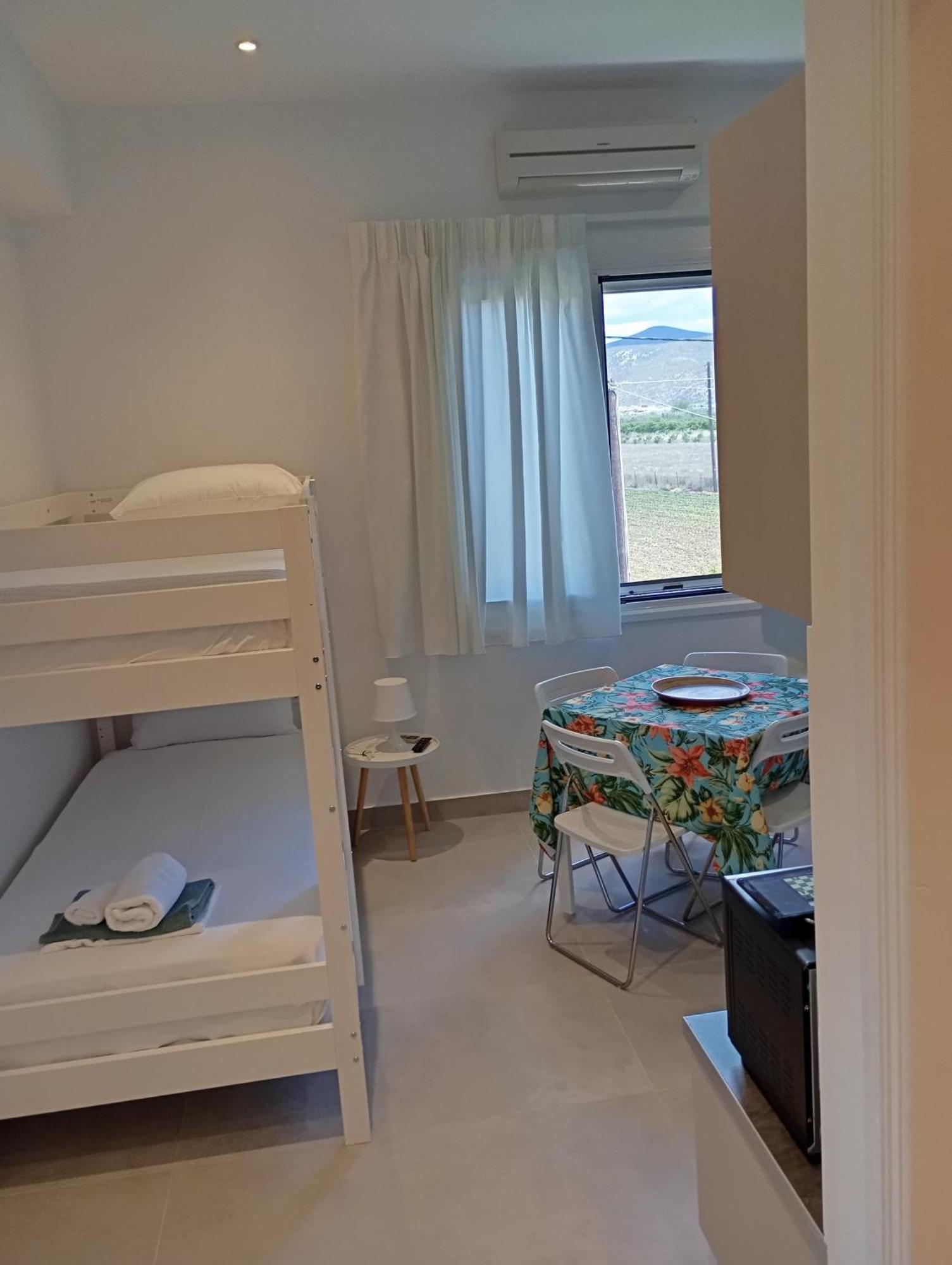 Anastasias Apartments Ірія Екстер'єр фото