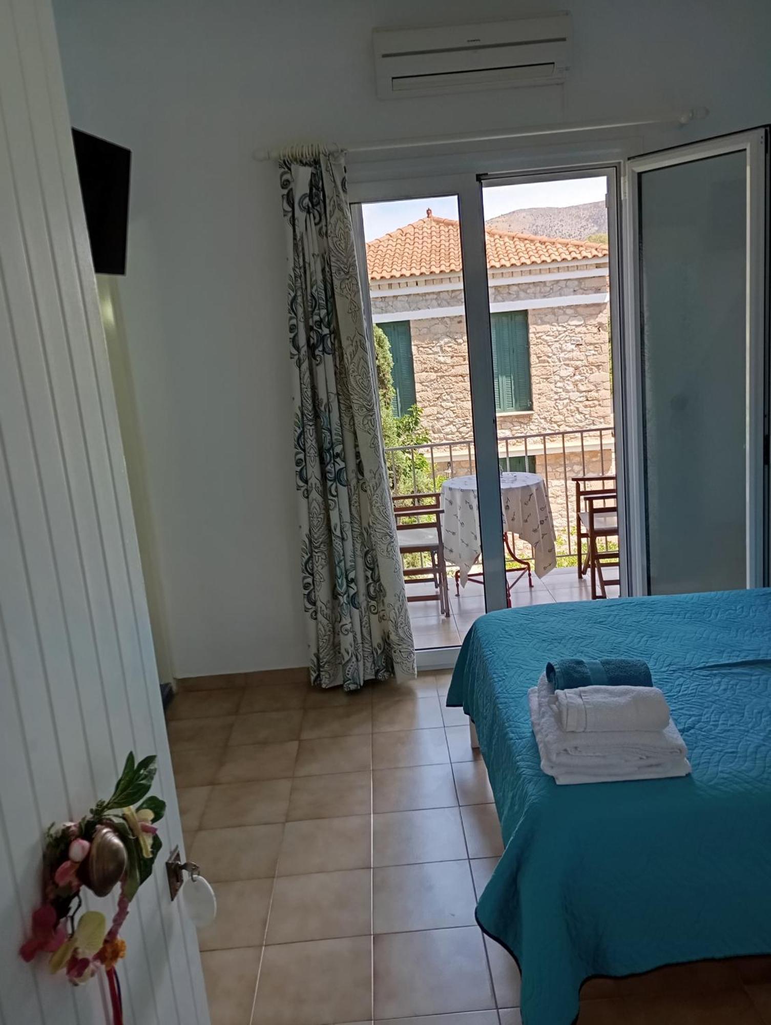 Anastasias Apartments Ірія Екстер'єр фото
